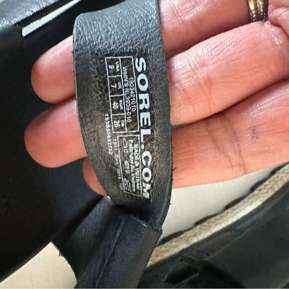 Sorel Roaming Criss Cross Leather Jute Sandals - Picture 7 of 12